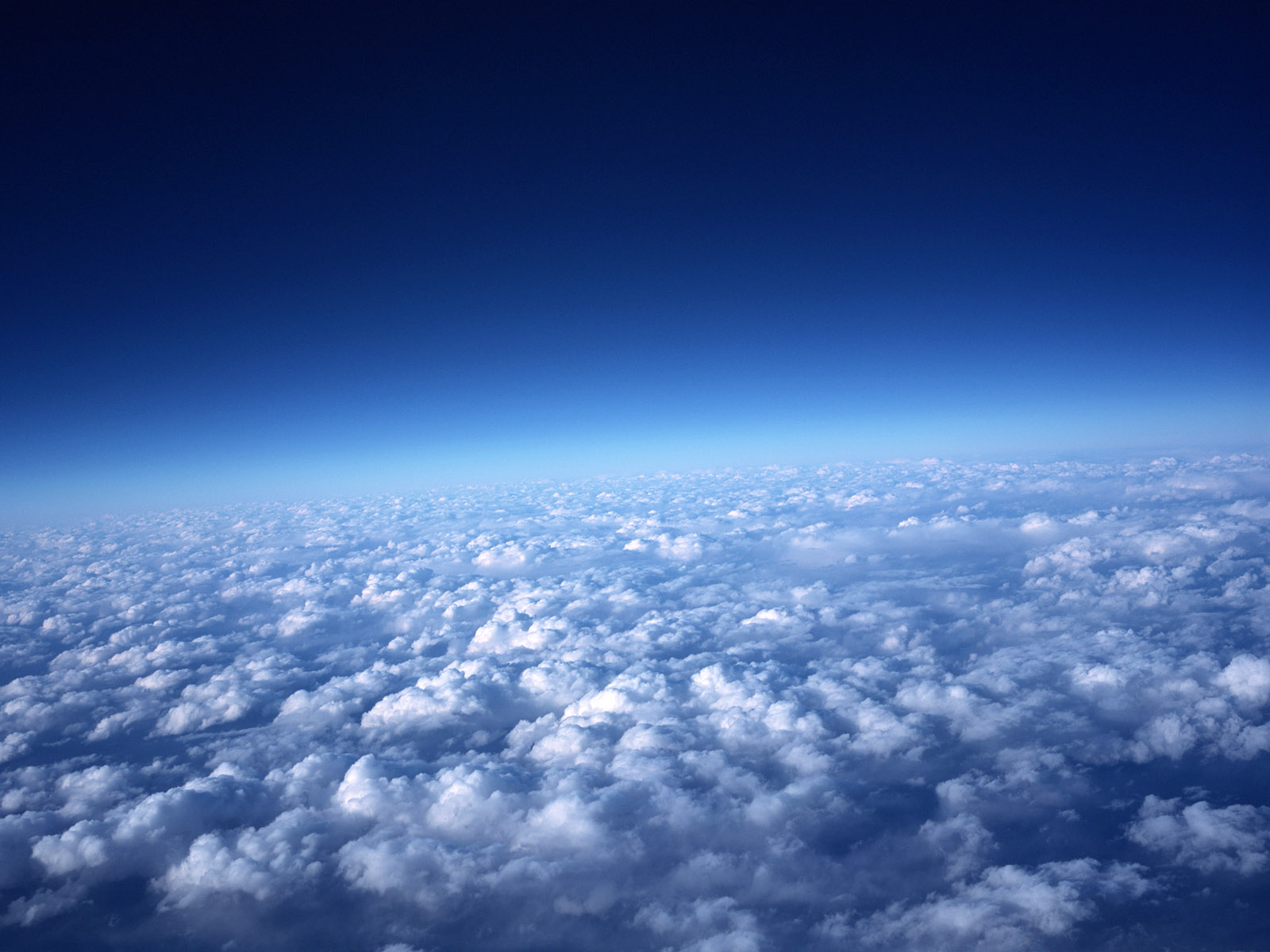1600cloudsky_1003_1.jpg