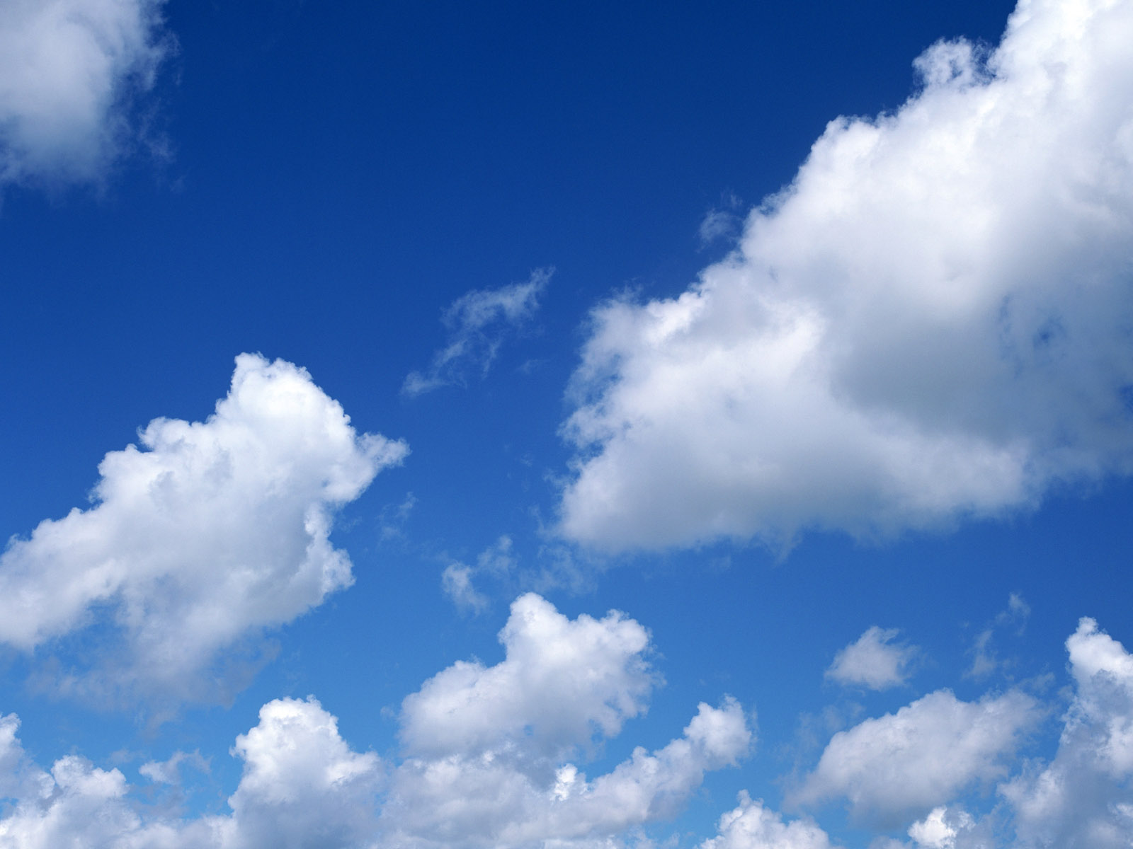 1600cloudsky_1017_1.jpg